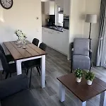 Oase, Zanddijk 75 * Julianadorp