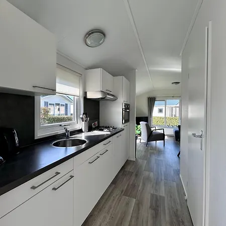 Chalet Oase, Zanddijk 75 Julianadorp